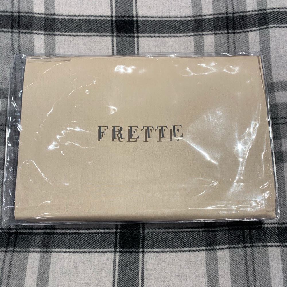 FRETTE MONZA SATEEN KING DUVET COVER SAND NEW WITH TAGS